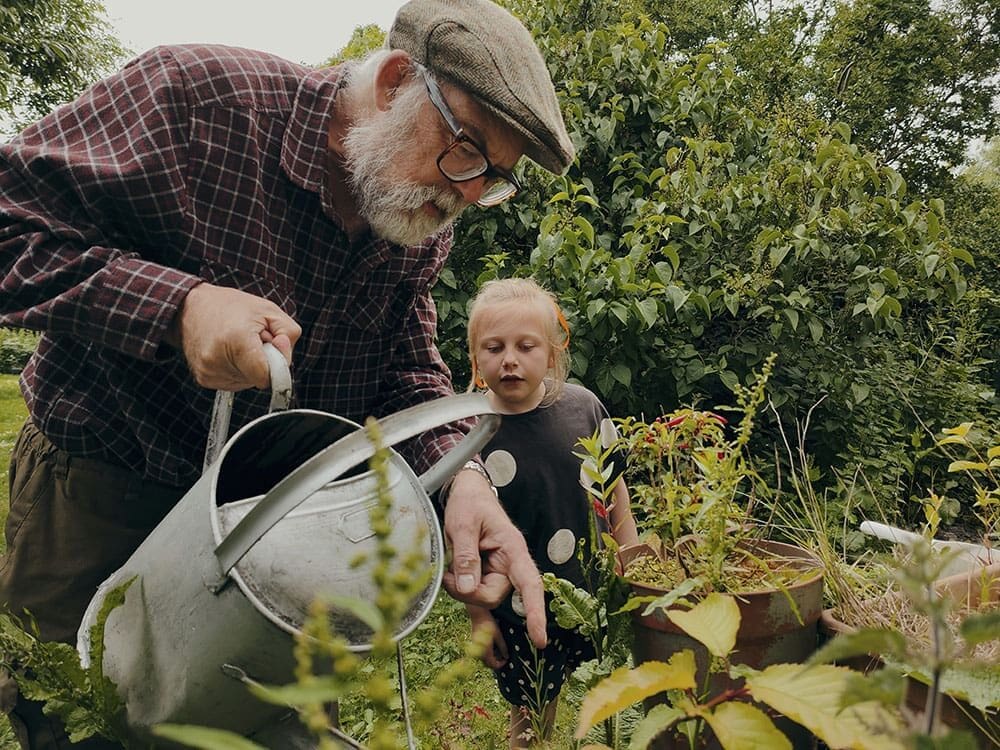 oppo-find-x5-pro-Nc-hc5g5yhw-unsplash grandparents rights